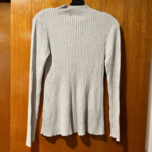 Grey turtleneck peplum sweater top - Picture 2 of 5